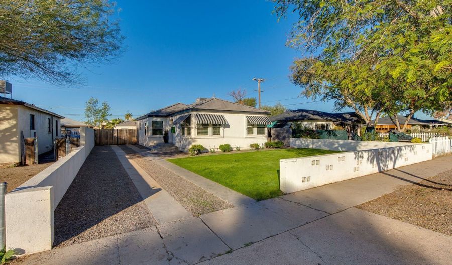 488 N WASHINGTON St, Chandler, AZ 85225 - 2 Beds, 1 Bath