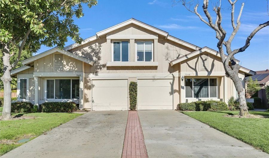 7040 Tenbury Ct, San Diego, CA 92139 - 3 Beds, 2 Bath