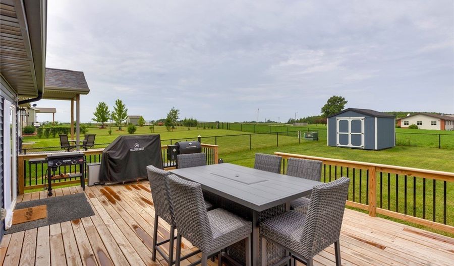 1920 Roebling Rd, Adel, IA 50003 - 4 Beds, 3 Bath