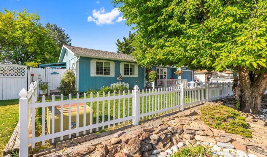 2720 Beech St, Caldwell, ID 83605 - 3 Beds, 1 Bath