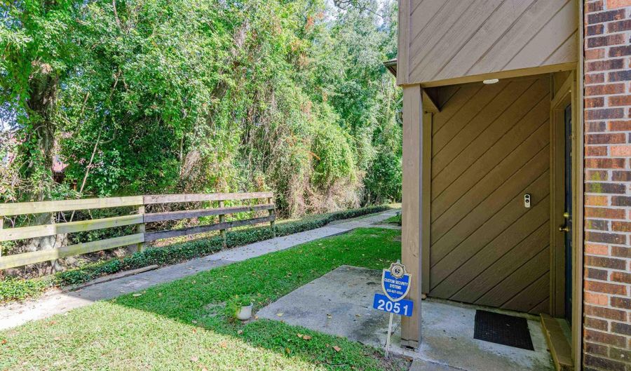 2051 S Brightside View Dr #B, Baton Rouge, LA 70820 - 2 Beds, 2 Bath