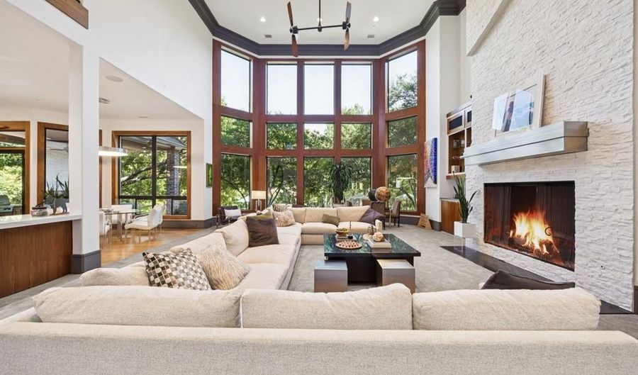 14516 Winnwood Rd, Addison, TX 75254 - 5 Beds, 7 Bath