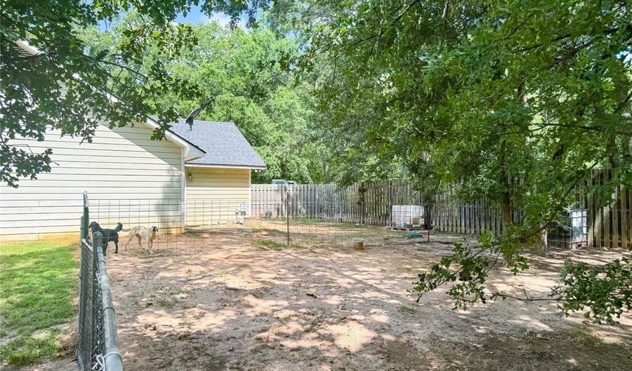 1696 County Road 2954, Alba, TX 75410 - 2 Beds, 2 Bath