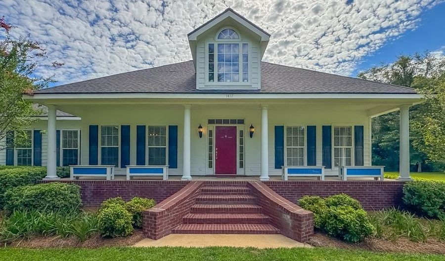 1417 College Rd, Bainbridge, GA 39819 - 4 Beds, 2 Bath