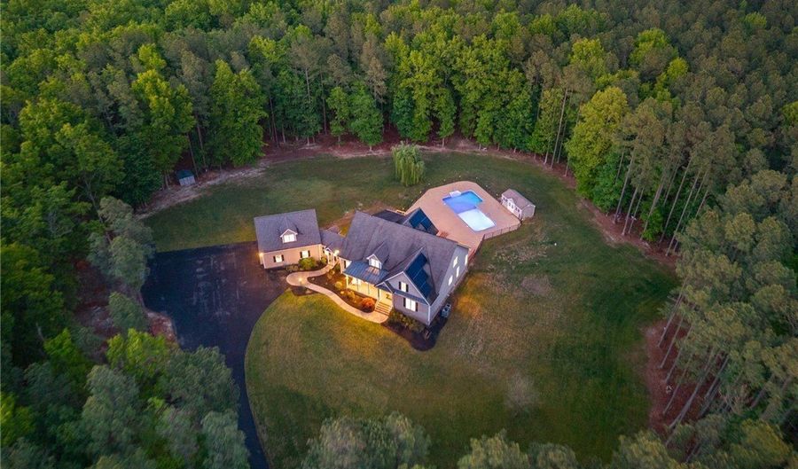 13140 Greenwood Creek Dr, Ashland, VA 23005 - 4 Beds, 4 Bath