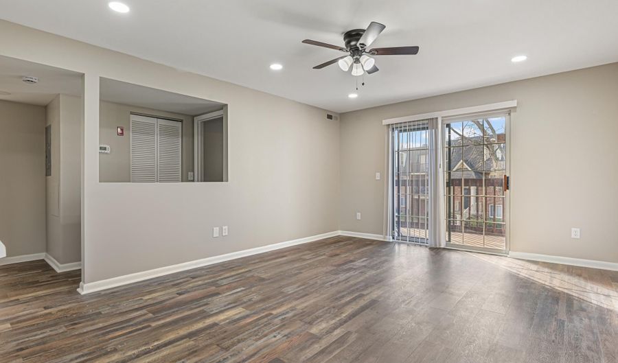 102 N CAROLINE Pl 201, Dover, DE 19904 - 2 Beds, 2 Bath