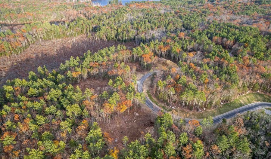 The Woodlands at Merry Hill lot 3, Barrington, NH 03825 - 4 Beds, 4 Bath