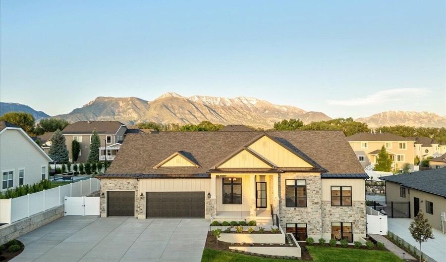 812 N 780 W St, American Fork, UT 84003 - 5 Beds, 4 Bath