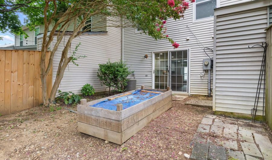1584 LODGE POLE Ct, Annapolis, MD 21409 - 3 Beds, 2 Bath