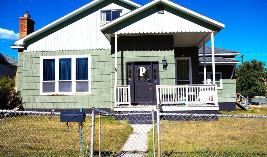 1104 W 4th St, Anaconda, MT 59711 - 3 Beds, 3 Bath