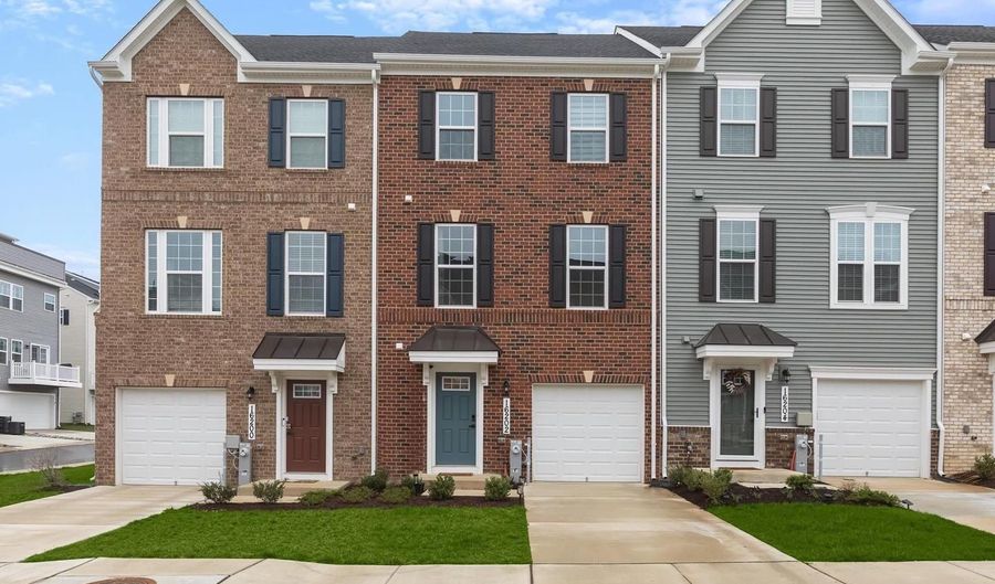 16202 BRIGHT STAR Way, Bowie, MD 20716 - 3 Beds, 4 Bath