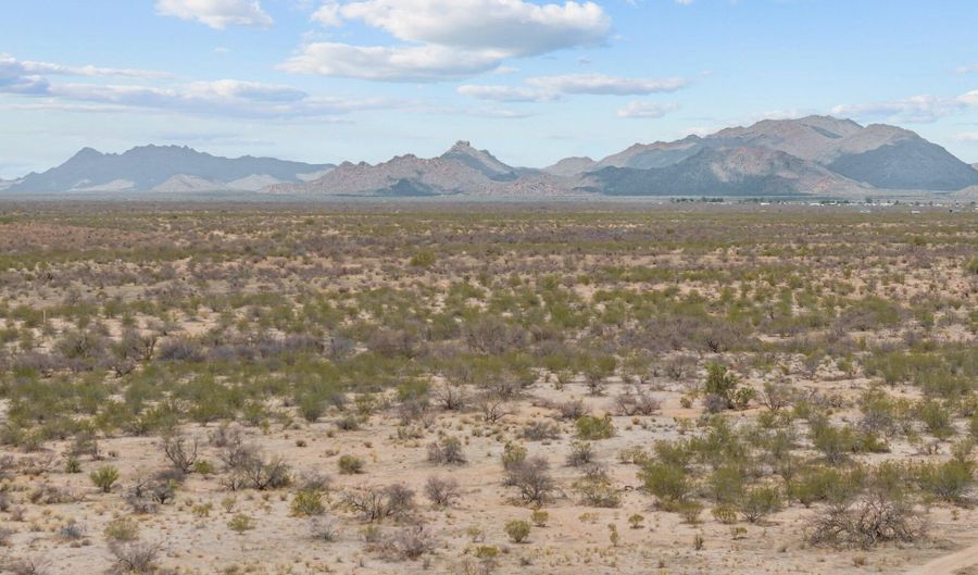 Xxx W Saguaro Hill B-4 Road B-4, Congress, AZ 85332 - 0 Beds, 0 Bath