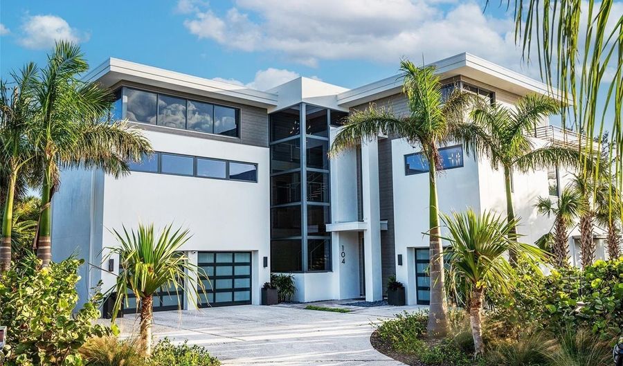 104 SUNSET Ln, Holmes Beach, FL 34217 - 5 Beds, 7 Bath