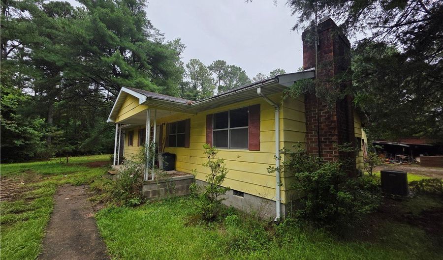17840 New Kent Hwy, Barhamsville, VA 23011 - 3 Beds, 1 Bath