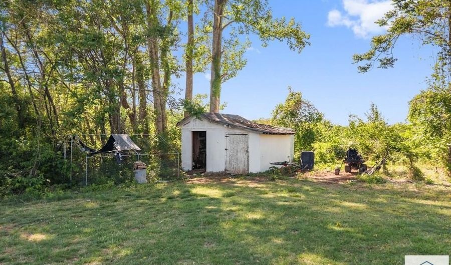 1970 Crest Ridge Rd, Bassett, VA 24055 - 3 Beds, 2 Bath