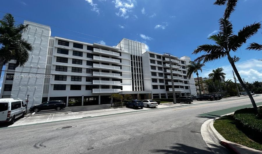10101 E Bay Harbor Dr 710, Bay Harbor Islands, FL 33154 - 1 Beds, 1 Bath