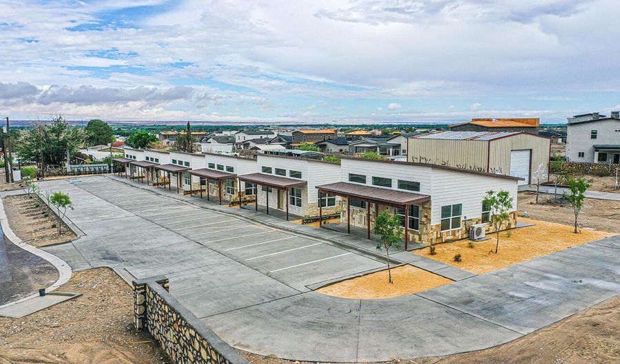 481 CHICKEN FARM Rd 3, Anthony, TX 79821 - 2 Beds, 1 Bath