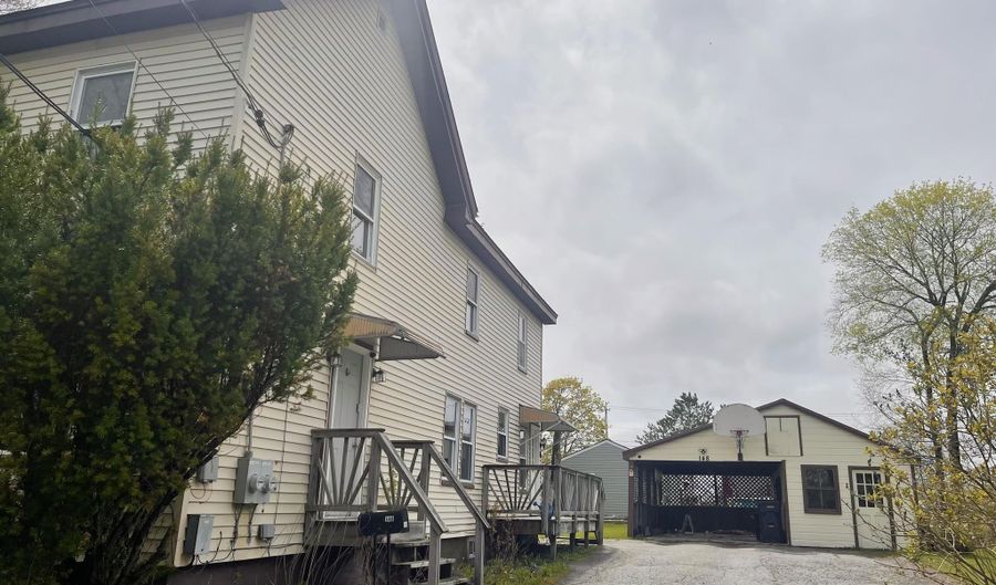 146-148 Lincoln St, Bangor, ME 04401 - 0 Beds, 4 Bath