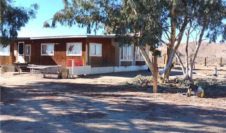 2551 Bella Vista Dr, Adelanto, CA 92301 - 4 Beds, 2 Bath