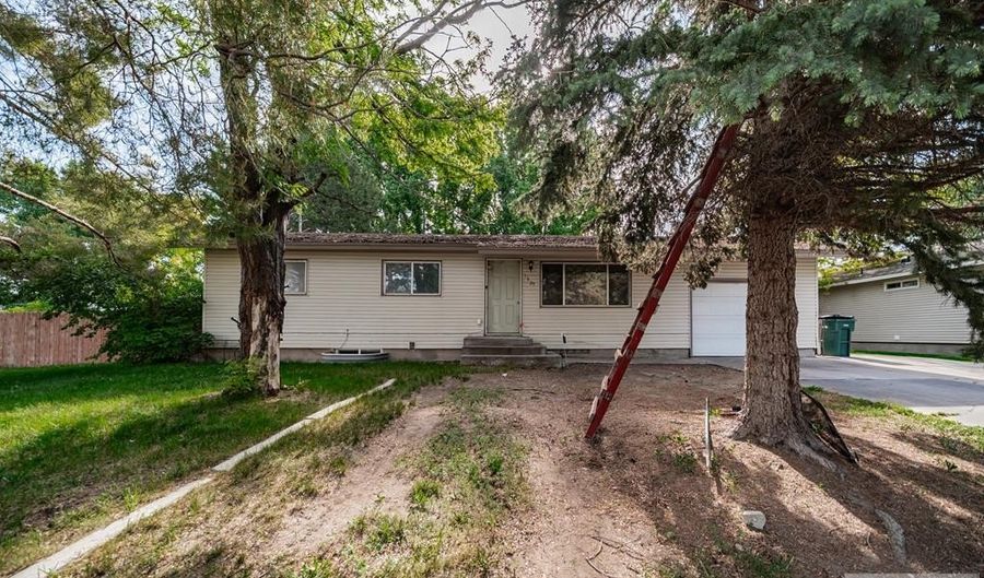 1520 Wagonwheel Dr, Blackfoot, ID 83221 - 4 Beds, 2 Bath