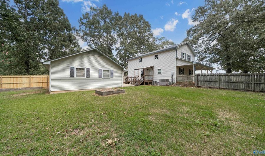 21970 Bean Rd E, Athens, AL 35613 - 3 Beds, 3 Bath