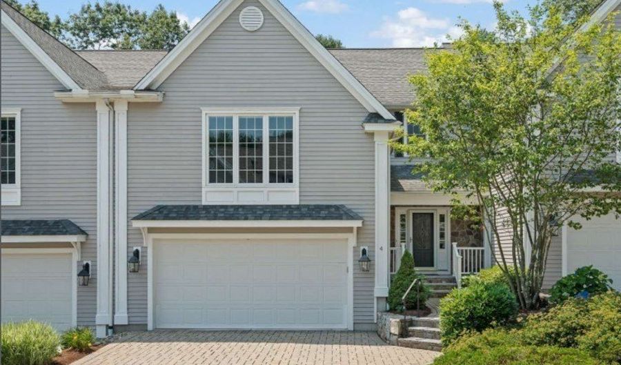 4 Caileigh Ct 4, Andover, MA 01810 - 2 Beds, 3 Bath