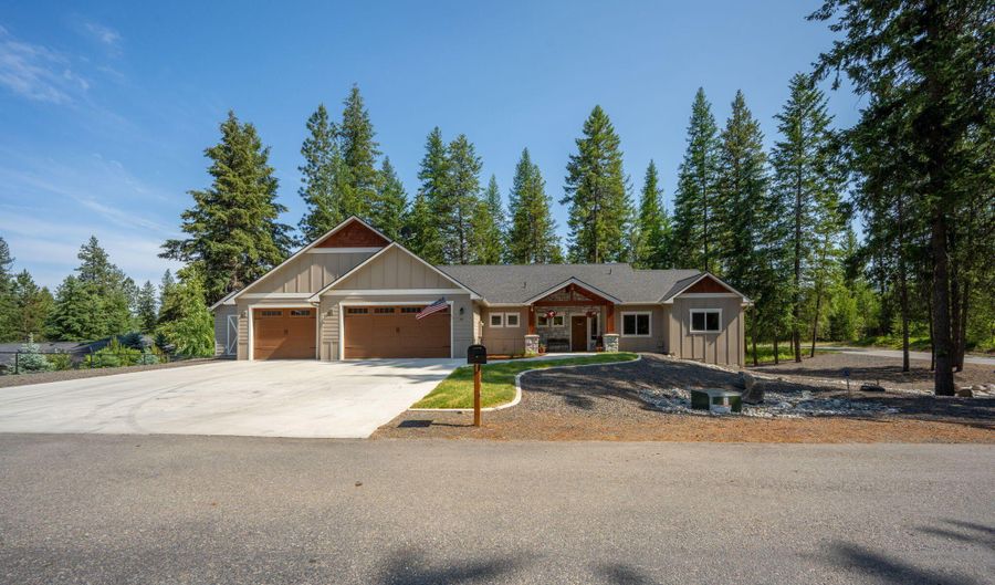 80 Parkland Dr, Blanchard, ID 83804 - 3 Beds, 3 Bath