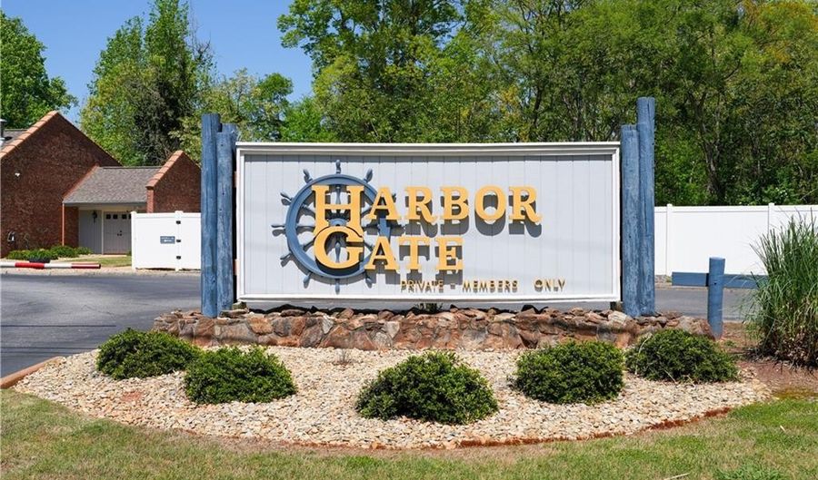33 Harbor Gate, Anderson, SC 29625 - 2 Beds, 2 Bath