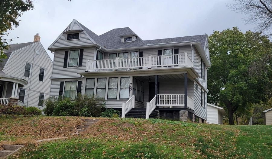 720 N Thorington St, Algona, IA 50511 - 4 Beds, 3 Bath
