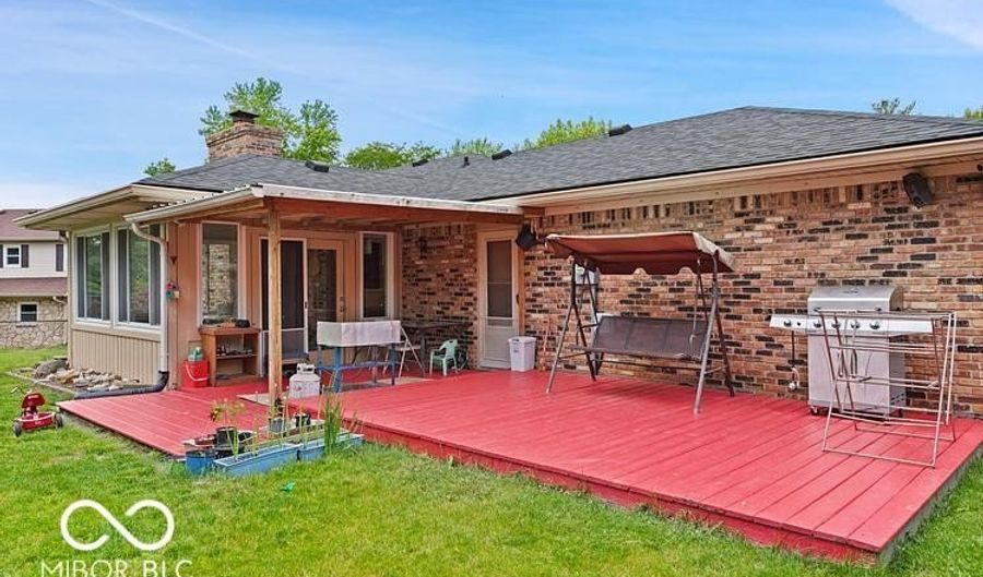 813 Boulder Rd, Indianapolis, IN 46217 - 3 Beds, 2 Bath