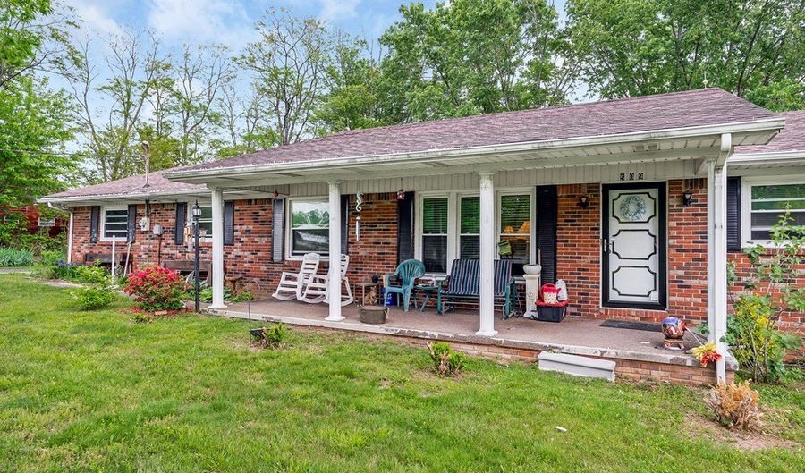 509 1st Ave N, Baxter, TN 38544 - 4 Beds, 2 Bath