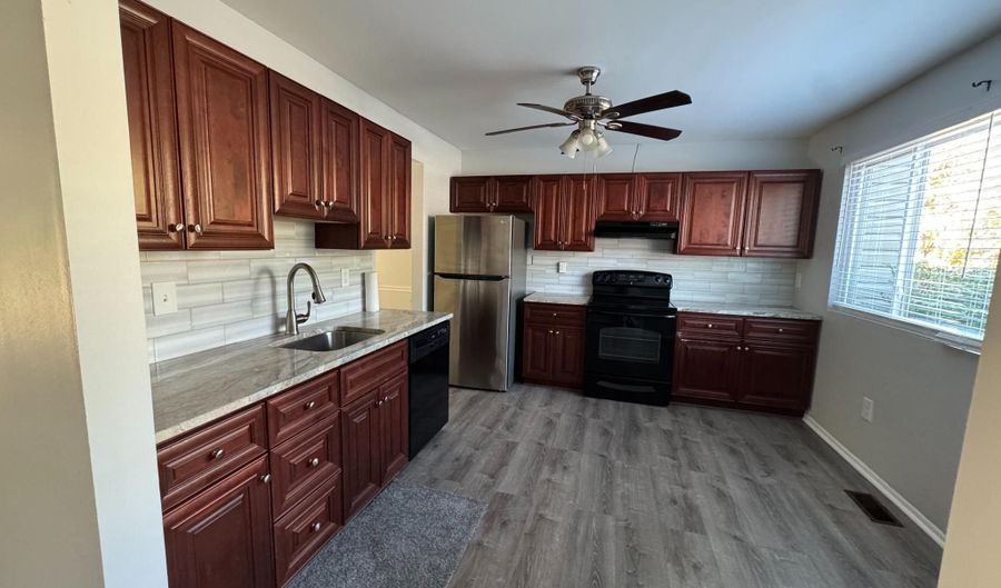 1610 WOODTREE Ct W, Annapolis, MD 21409 - 3 Beds, 3 Bath