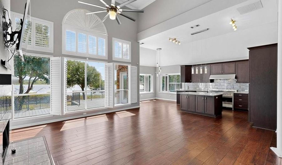 4049 Heron Cove Ln, The Colony, TX 75056 - 4 Beds, 3 Bath
