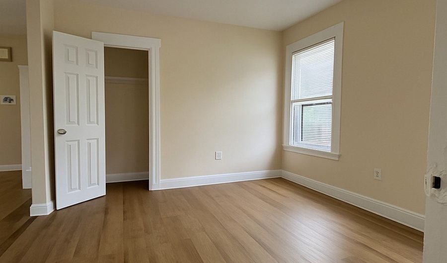 73 Clifford St, Bridgeport, CT 06607 - 2 Beds, 1 Bath