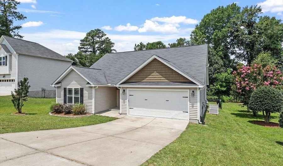 21 Cambridge Dr, Angier, NC 27501 - 3 Beds, 2 Bath