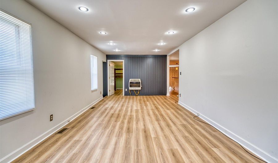 203 Wilson Ave, Auburn, KY 42206 - 3 Beds, 1 Bath