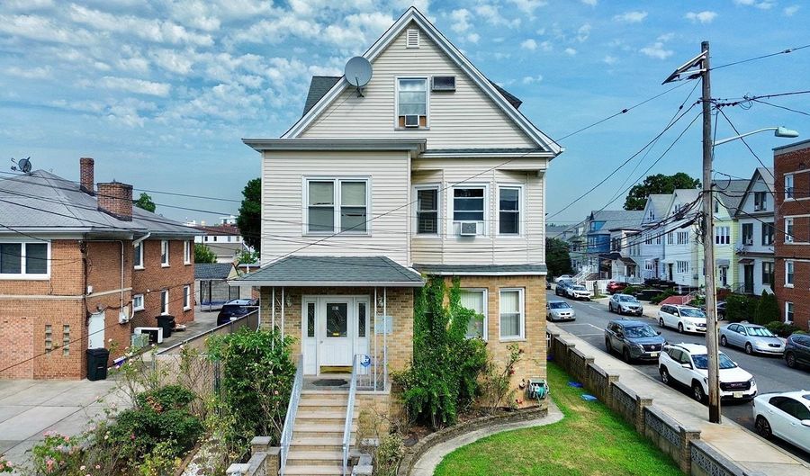 961 AVENUE C, Bayonne, NJ 07002 - 0 Beds, 0 Bath