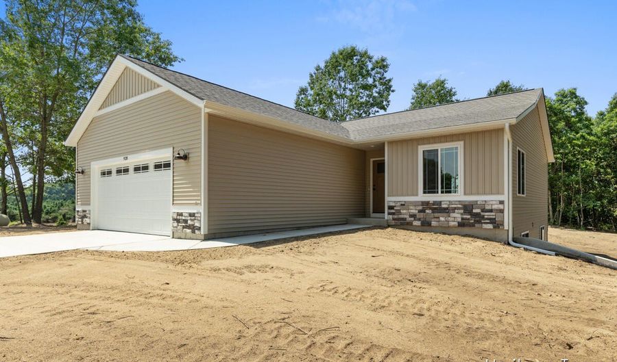 928 Armintrout Ridge Ct, Allegan, MI 49010 - 2 Beds, 2 Bath