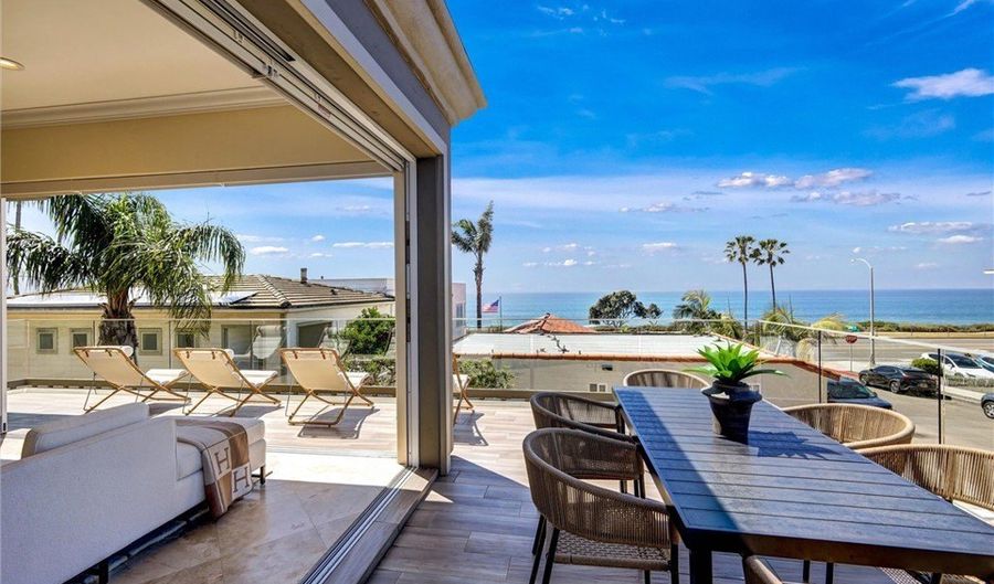 135 Redwood, Carlsbad, CA 92008 - 6 Beds, 6 Bath