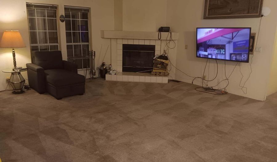 10001 W Frontage Rd 64, South Gate, CA 90280 - 3 Beds, 2 Bath