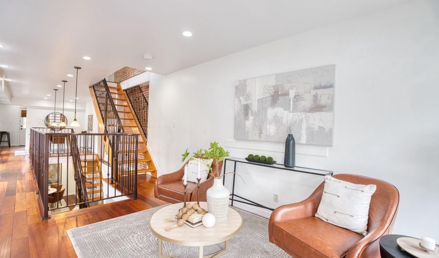 505 S ELLWOOD Ave, Baltimore, MD 21224 - 3 Beds, 2 Bath