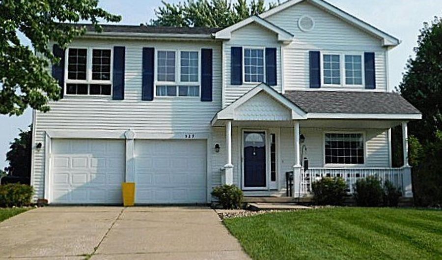 529 NE 16th St, Ankeny, IA 50021 - 4 Beds, 4 Bath