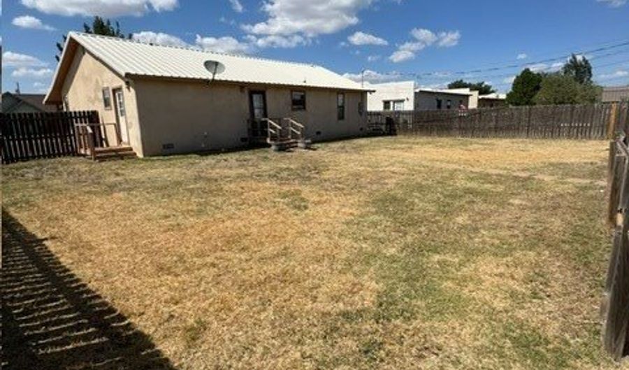 1106 W Eagle Pass, Alpine, TX 79830 - 3 Beds, 2 Bath