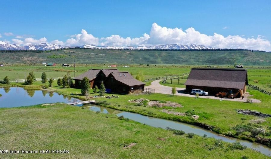 14165 S U HWY 189 & 191, Bondurant, WY 82922 - 3 Beds, 4 Bath