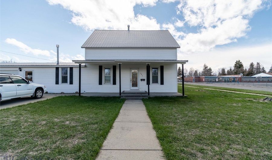 602 Harris, Big Timber, MT 59011 - 5 Beds, 3 Bath