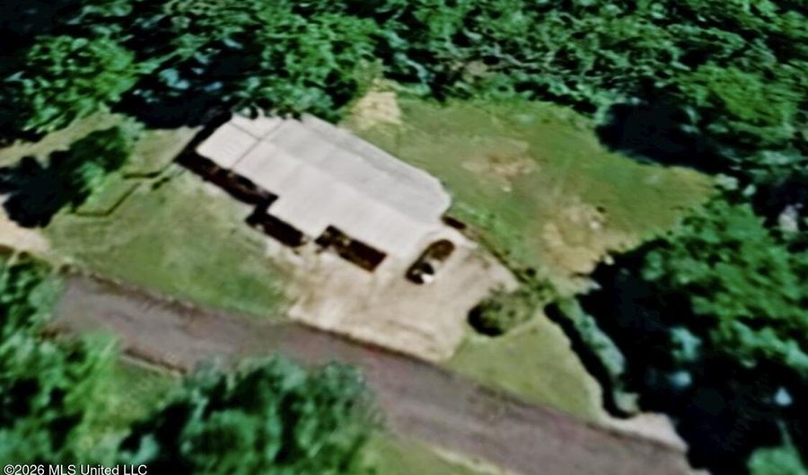 1800 Ingram Rd, Benton, MS 39039 - 3 Beds, 2 Bath