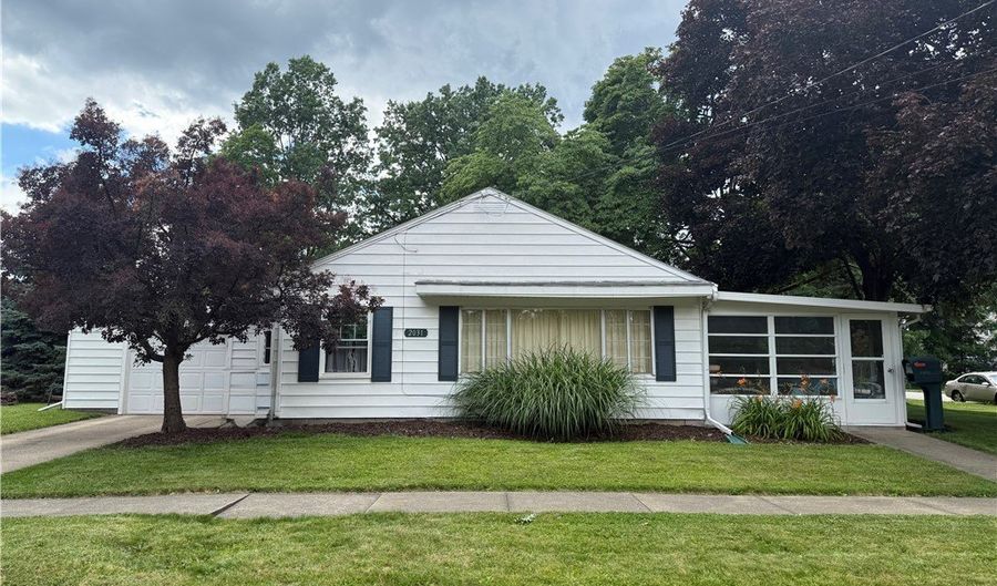 2031 Hillside Ter, Akron, OH 44305 - 3 Beds, 1 Bath
