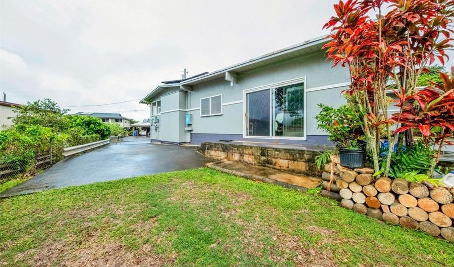 45-210 Naliiko Pl, Kaneohe, HI 96744 - 4 Beds, 2 Bath