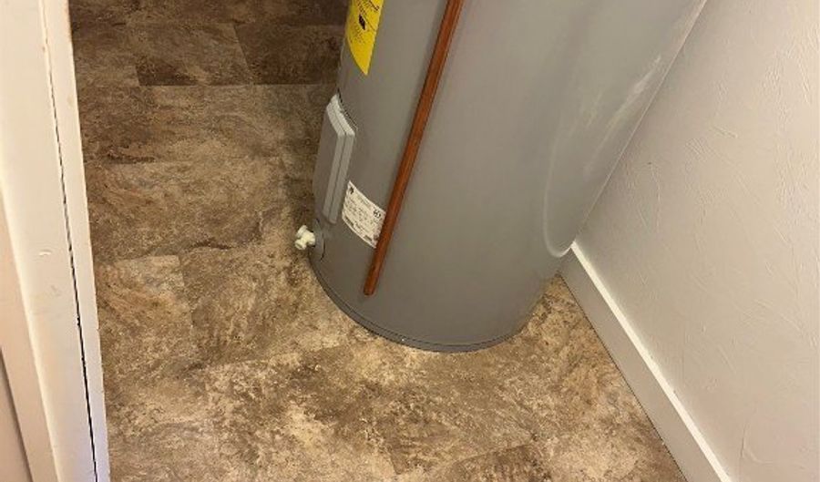 1124 Cruiser Ln J, Belgrade, MT 59714 - 3 Beds, 3 Bath