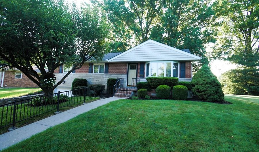 565 Cedar Ln, Batesville, IN 47006 - 3 Beds, 3 Bath